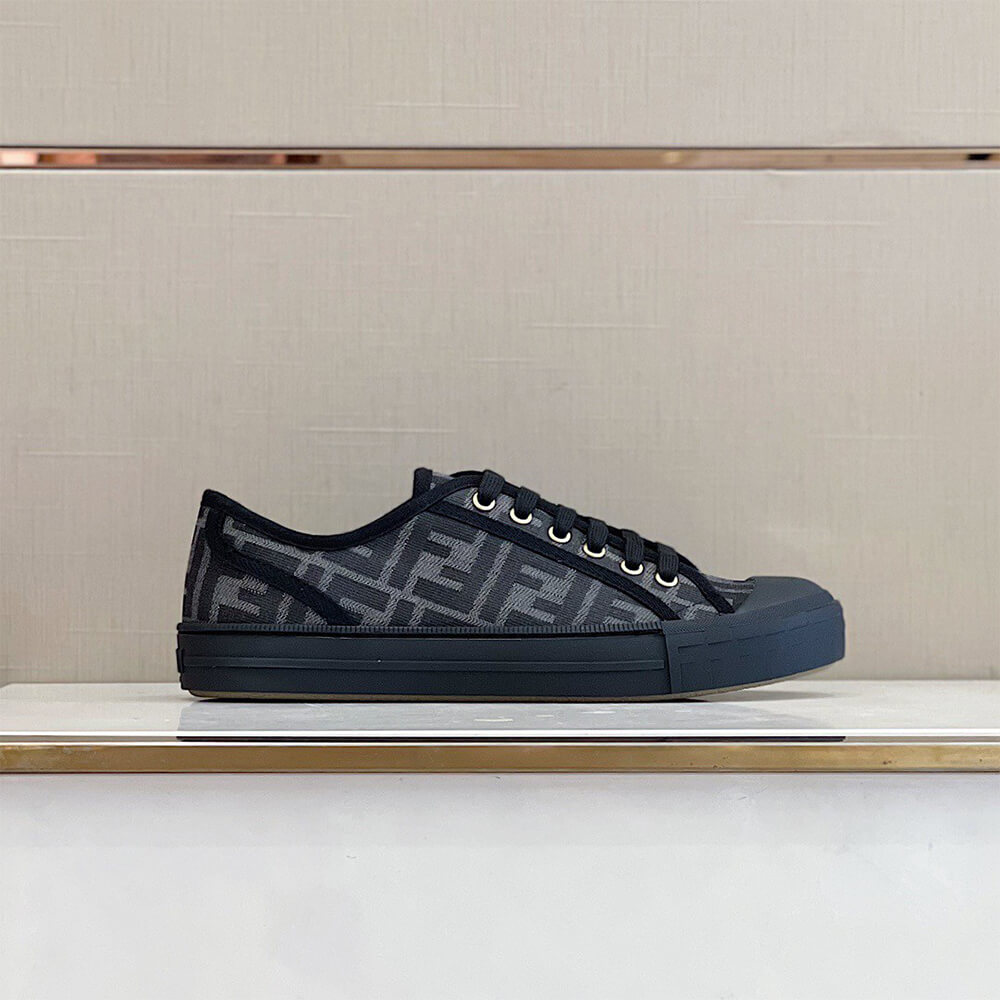 Fendi Domino
