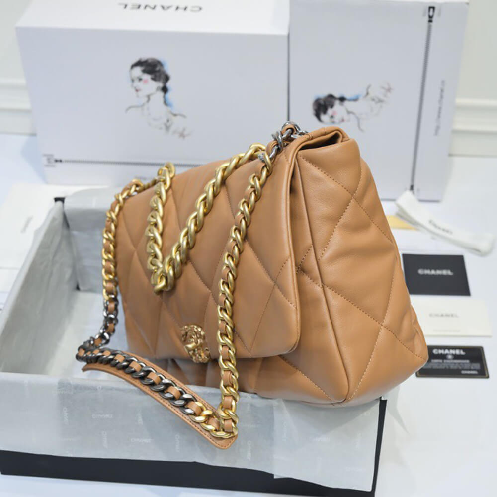 CHANEL 19 MAXI HANDBAG  (high-end grade)