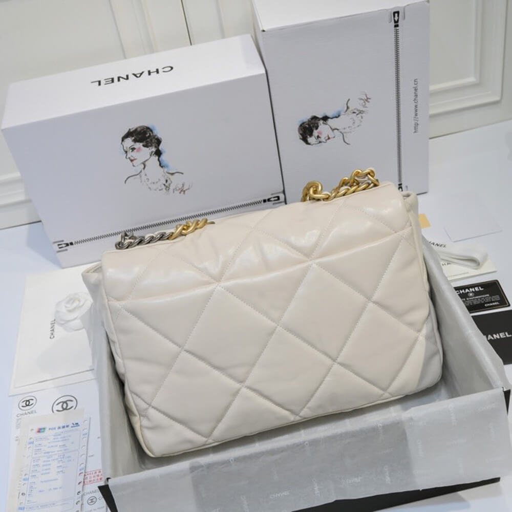 CHANEL 19 MAXI HANDBAG  (high-end grade)