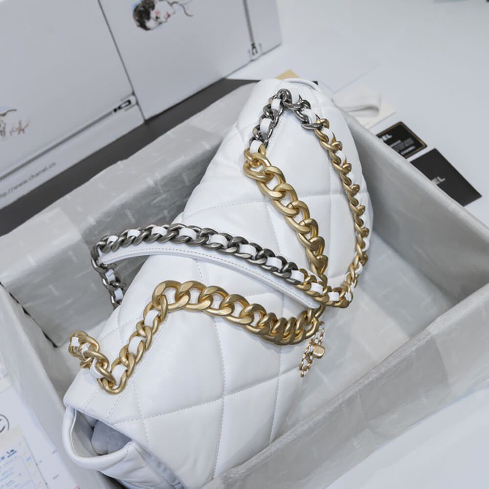 CHANEL 19 MAXI HANDBAG  (high-end grade)