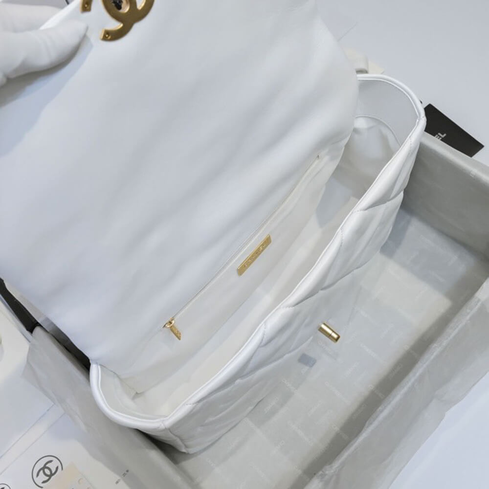 CHANEL 19 MAXI HANDBAG  (high-end grade)