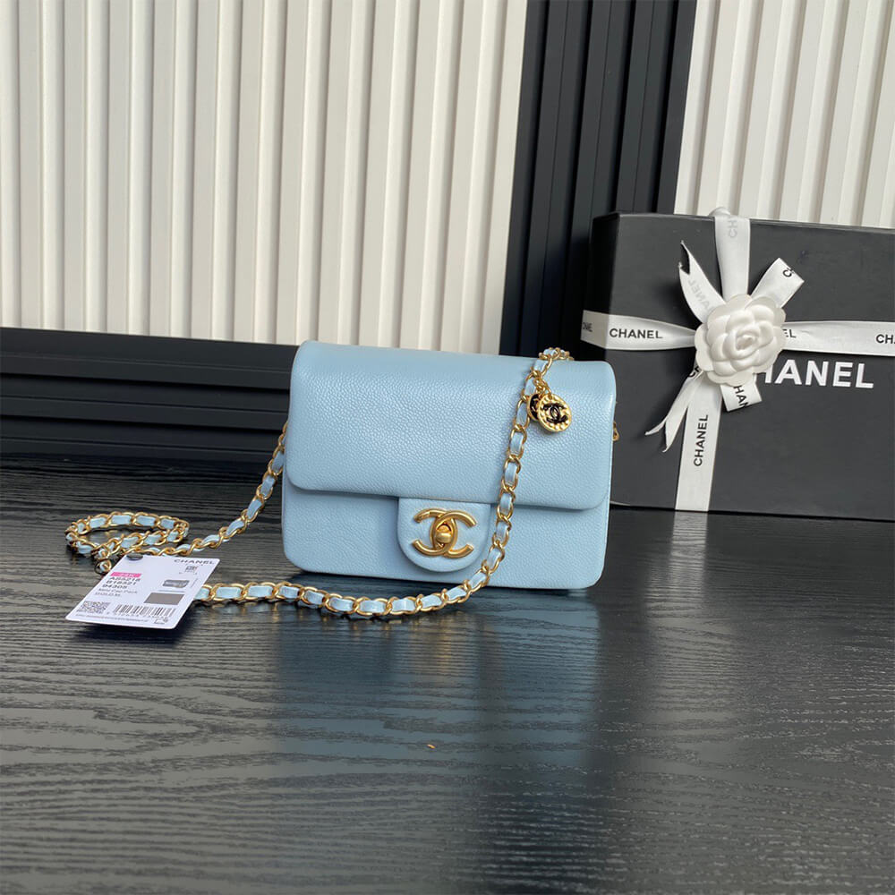 CHANEL MINI FLAP BAG     (high-end grade)