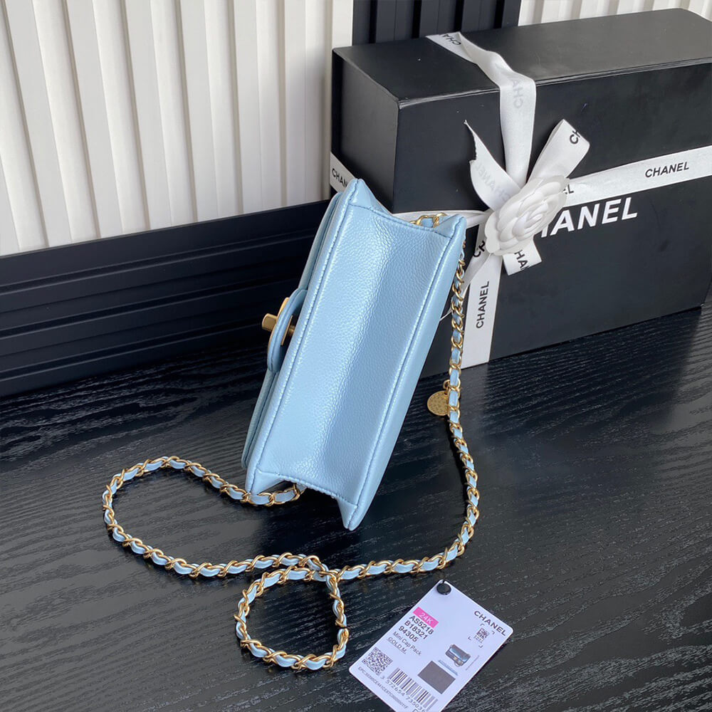 CHANEL MINI FLAP BAG     (high-end grade)