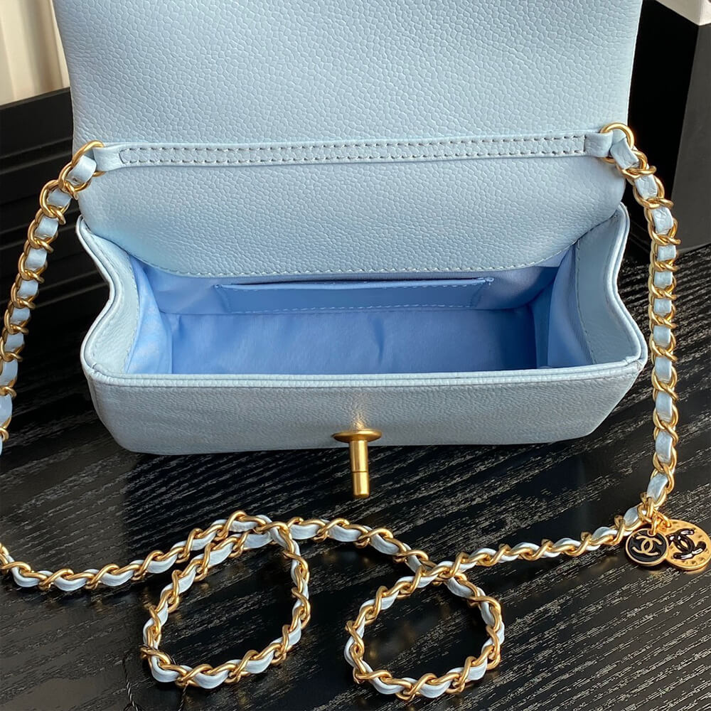 CHANEL MINI FLAP BAG     (high-end grade)