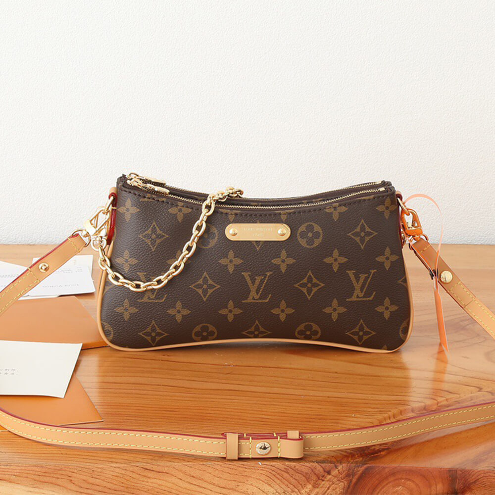 LV Liv Pochette