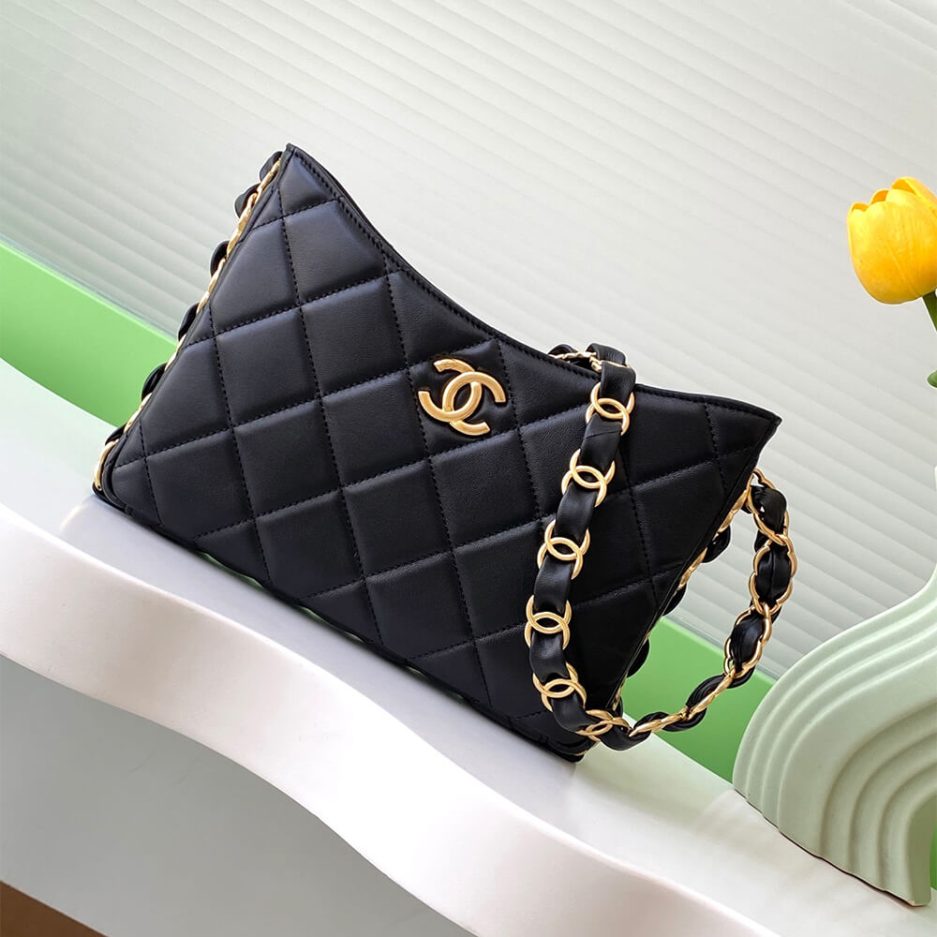 CHANEL Hippie Bag