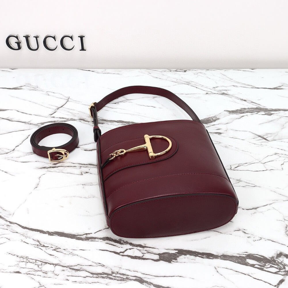 G*u*i 73 mini bucket bag
