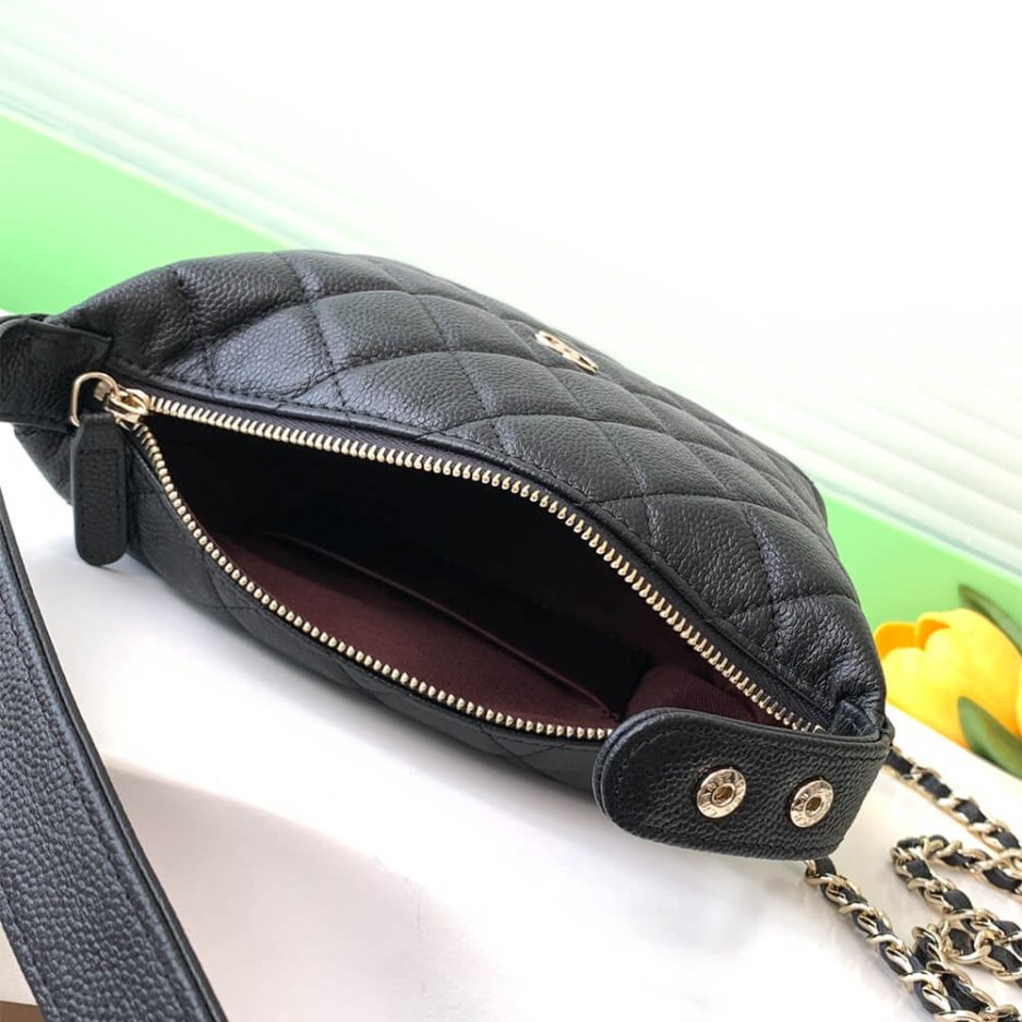 CHANEL 25C hobo bag