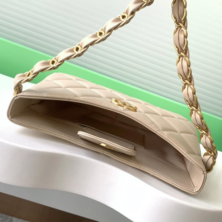 CHANEL Hippie Bag