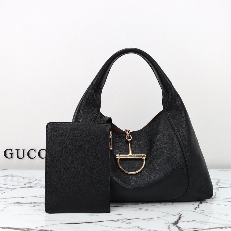 G*u*i softbit maxi shoulder bag